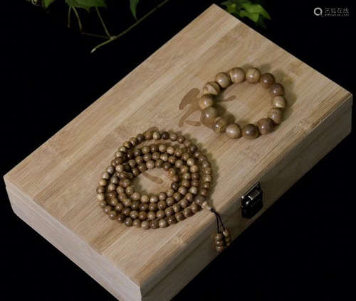 SET OF KALIMANDAN CHENXIANG WOOD BRACELET&PENDANT