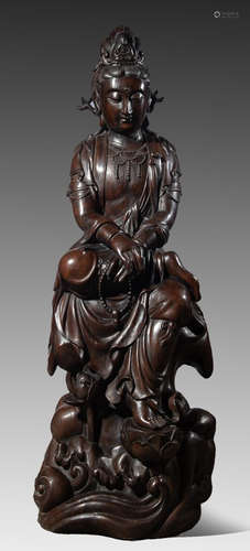 A CHENXIANG WOOD CARVED GUANYIN BUDDHA STATUE