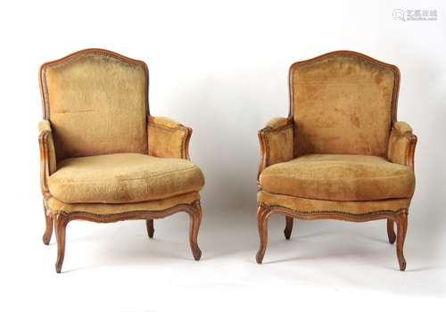 Property of a gentleman - a pair of early 20th century French Louis XV style fauteuils (2).