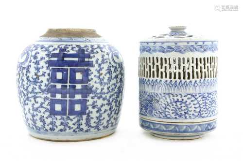 A Chinese blue and white lamp and cover,