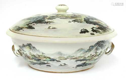 A Chinese porcelain bowl and cover,