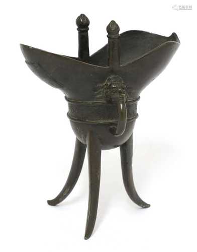 A Chinese bronze 'jue' cup,