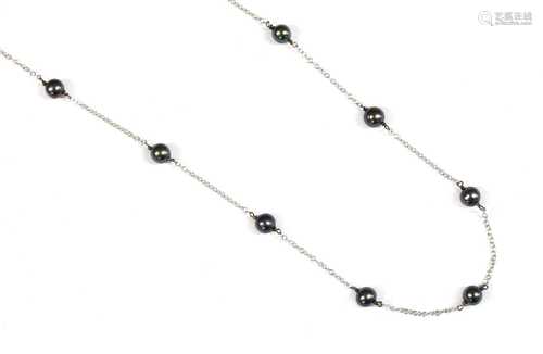 A 9ct white gold cultured freshwater pearl necklace,