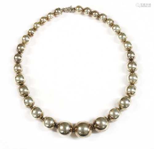 An Italian sterling silver single row graduated bead necklace, by Old Florence,