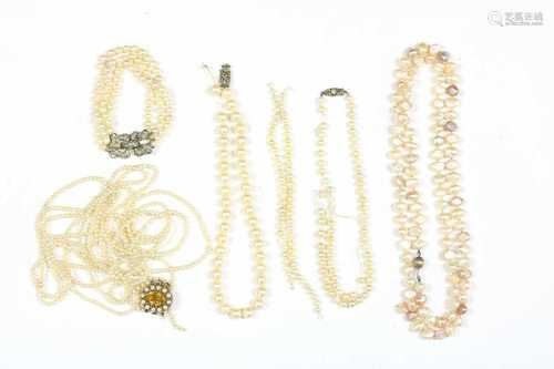 A 9ct gold citrine and pearl three row clasp,