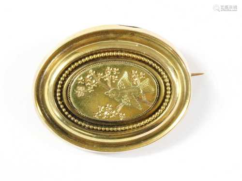 A Victorian gold brooch,