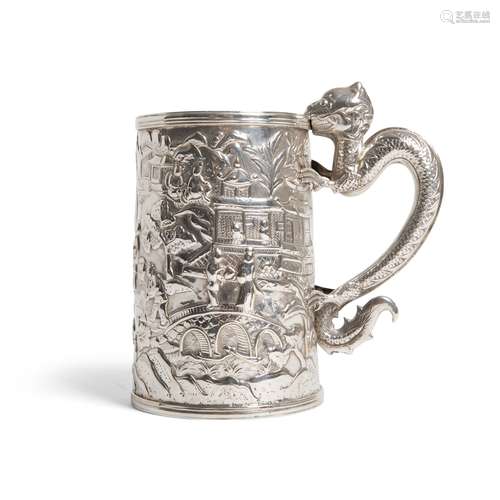 EXPORT SILVER MUG WITH FIGURES QING DYNASTY, C.1860