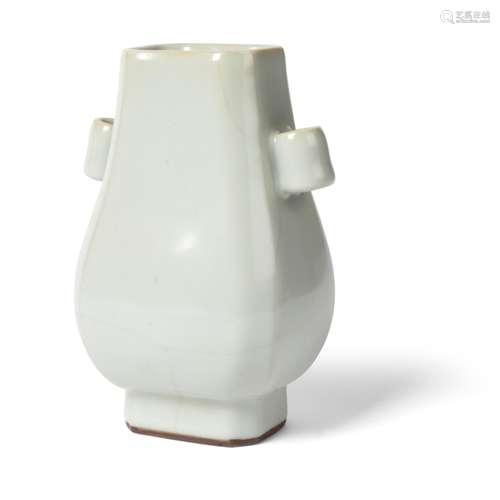 GE-TYPE GLAZED ARROW VASE 19TH-20TH CENTURY