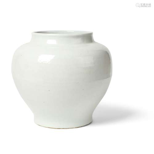 WHITE GLAZED JAR INCISED WITH FLOWERS MING DYNASTY