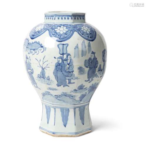 BLUE AND WHITE OCTAGONAL VASE MING DYNASTY, TIANQI PERIOD