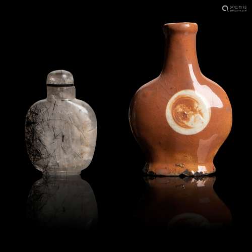 GROUP OF FIVE SNUFF BOTTLES QING DYNASTY, 19TH CENTURY