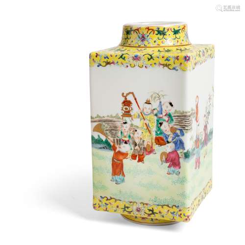 FAMILLE ROSE 'CONG' VASE REPUBLIC PERIOD