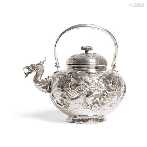 JAPANESE SILVER 'DRAGON' LIDDED TEAPOT MEIJI PERIOD