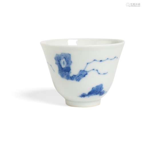 BLUE AND WHITE CUP XIANFENG MARK AND OF THE PERIOD