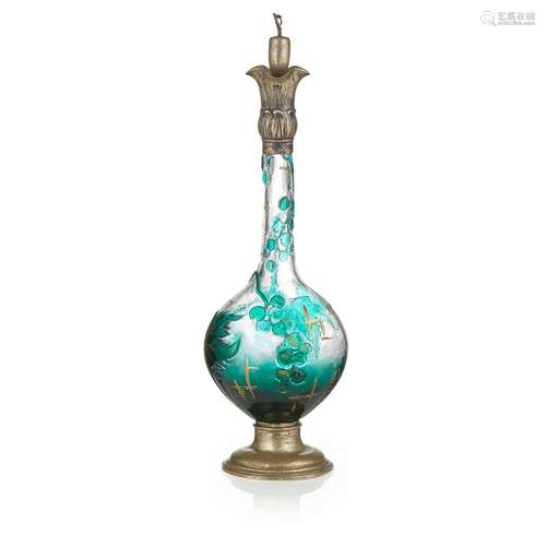 ÉMILE GALLÉ (1846-1904) ART NOUVEAU DECANTER & STOPPER, CIRCA 1900