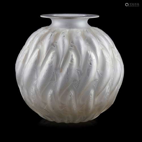 RENÉ LALIQUE (1860-1945) 'MARISA' NO.1002 CLEAR AND FROSTED GLASS VASE, DESIGNED 1927