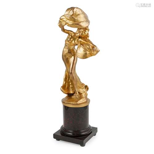 § PETER TERESZCZUK (1875-1963) ART NOUVEAU GILT BRONZE TABLE LAMP, CIRCA 1925