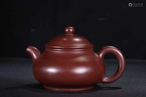 A Chinese Zisha Tea Pot