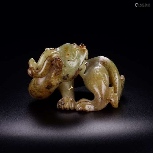 A Chinese Hetian Jade Material Dragon Ornament