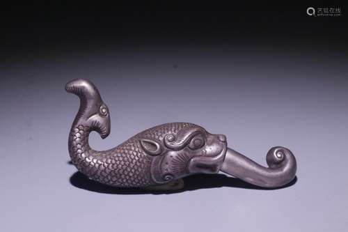 A Chinese Dragon Sliver Snuff Bottle