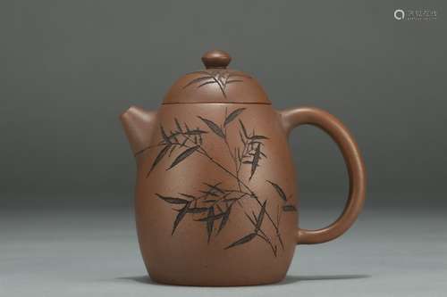 A Chinese Zisha Teapot, Mark of Zi Yi