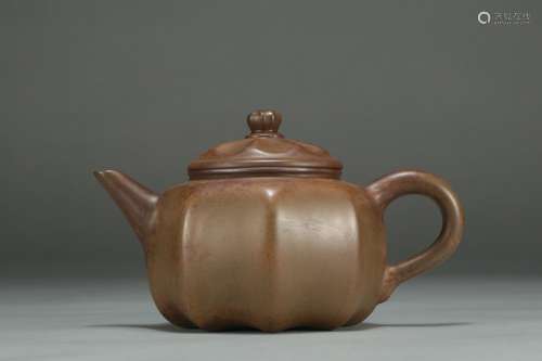 A Chinese Zisha Teapot, Mark of Gu Jingzhou