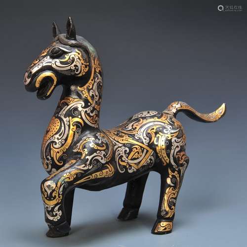 A Chinese Inlaying Gold&Silver Horse Ornament