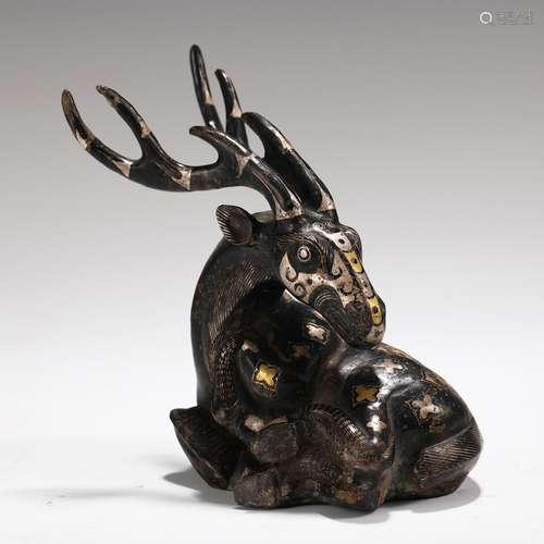 A Chinese Bronze Beast Ornament Studded with Gold&Silver