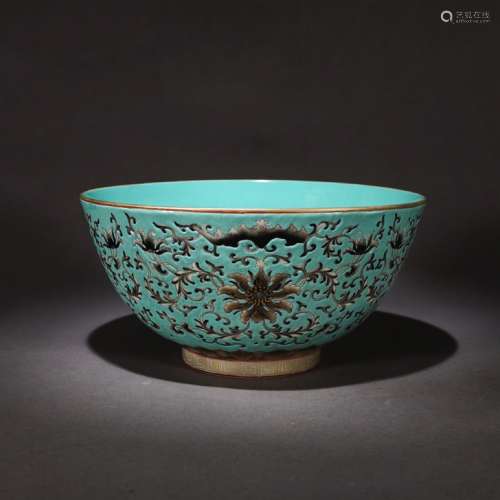A Chinese Grisaille viridis Glaze Floral Gild Porcelain Bowl