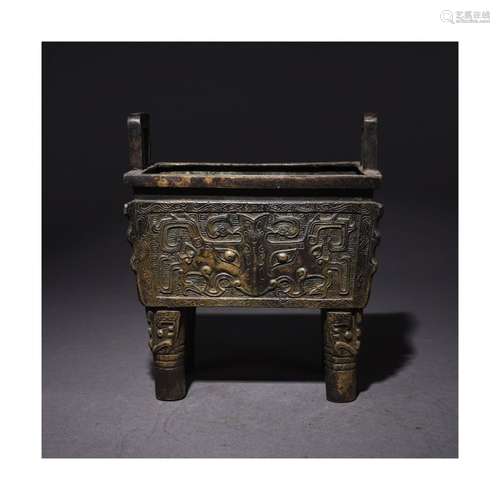 A Chinese Beast Pattern Bronze Square Vessel