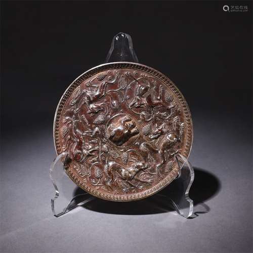 A Chinese Beast and Grape Pattern Bronze Mirror