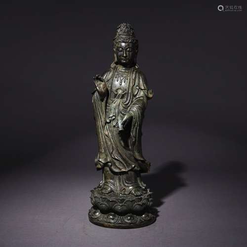 A Chinese Bronze Statue of Guanyin Bodhisattva