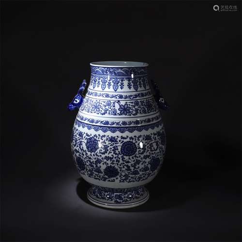 A Chinese Blue and White Floral Porcelain Deer Ears Zun