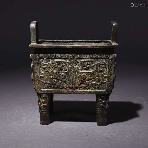 A Chinese Beast Pattern Bronze Square Vessel