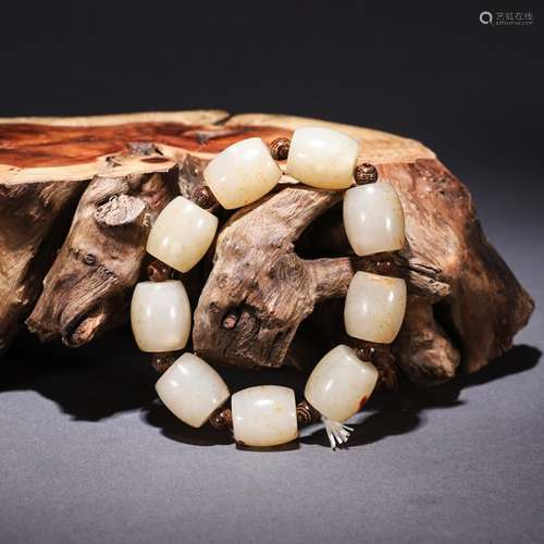 A Chinese Hetian Jade Drum Shaped Beads Hand String