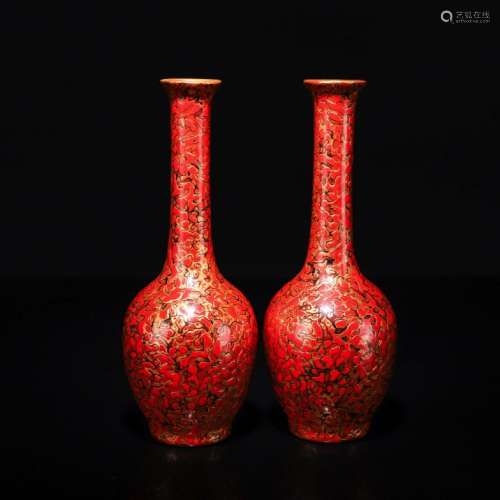 A Pair of Chinese Pineapple Lacquerware Vase