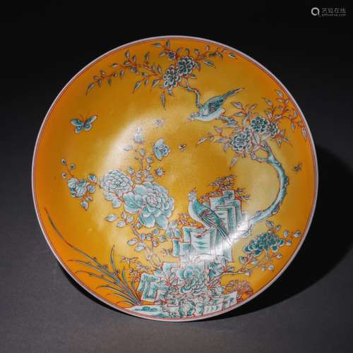 A Chinese Yellow Ground Green Plum Blossom Pattern Porcelain Plate