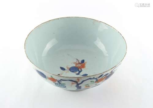 Property of a gentleman of title - a Chinese imari bowl, 18th century, painted with a bird on a