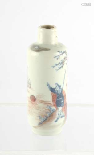 Property of a lady - a Chinese copper red & underglaze blue snuff bottle, 19th century, painted with