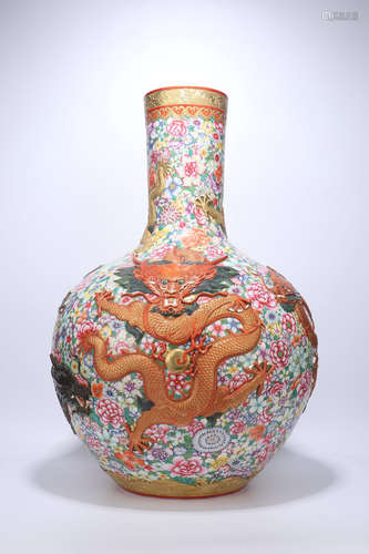 chinese qing dynasty famille rose porcelain globular vase