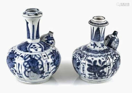 A pair of blue and white flower patterns