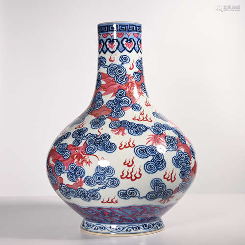 Blue and white alum red cloud dragon decorative bottle