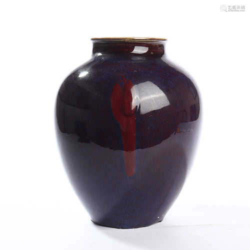 Glaze pot in the middle of Qing Dynasty