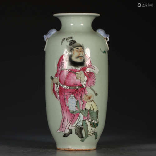 A Chinese Famille Rose Porcelain Double Ears Vase