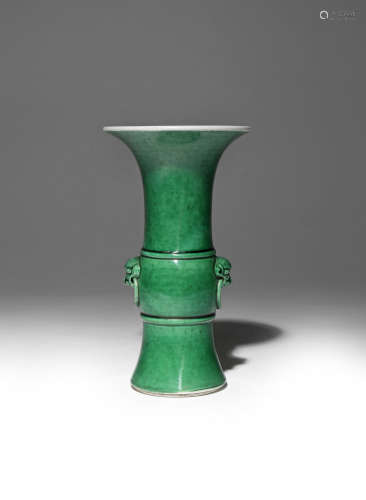 A FINE AND RARE SMALL CHINESE GREEN GLAZED GU-SHAPED VASE SIX CHARACTER KANGXI MARK AND OF THE