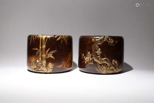 A PAIR OF JAPANESE KEYAKI WOOD AND LACQUER BRAZIERS, HIBACHI MEIJI PERIOD, 19TH CENTURY The circular