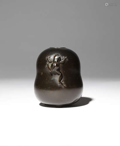 A SMALL JAPANESE BRONZE VASE MEIJI OR TAISHO PERIOD, 20TH CENTURY Shaped as a double gourd with a