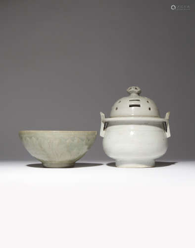 TWO KOREAN VESSELS JOSEON DYNASTY, 19TH CENTURY One an incense burner and cover, the bulbous body