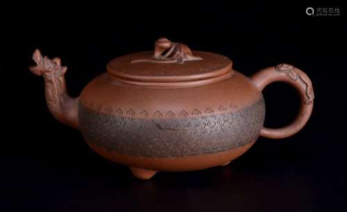 POT OF YIXING CLAY