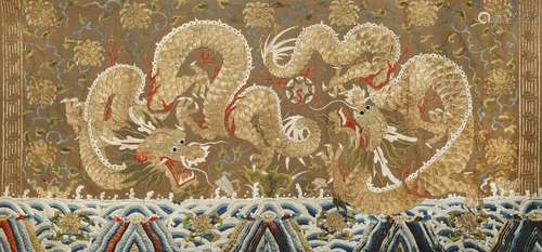 A LARGE CHINESE EMBROIDERED SILK 'DRAGON' PANEL QING DYNASTY Brightly decorated in gold and coloured